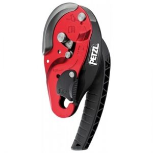 A red and black 7020 PETZL I'D "L" on a white background.