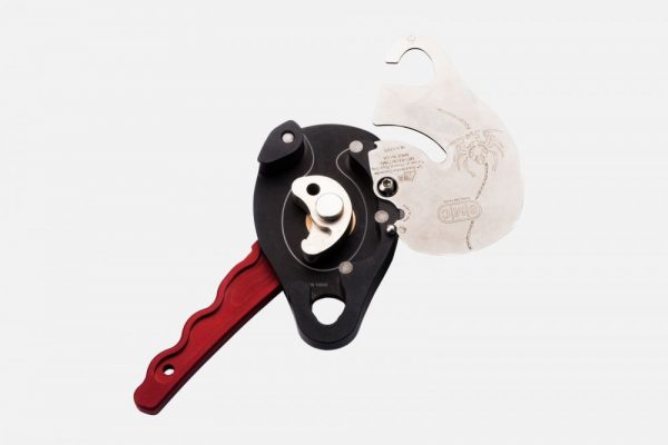 A SV2 Basal Anchor Descender with a red handle and a black handle.