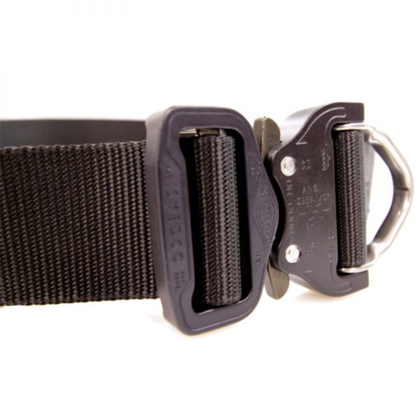 A SKEDCO COBRA® D Riggers Belt with a metal buckle.