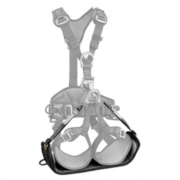 A 7040 PETZL PODIUM with two harnesses attached to it.